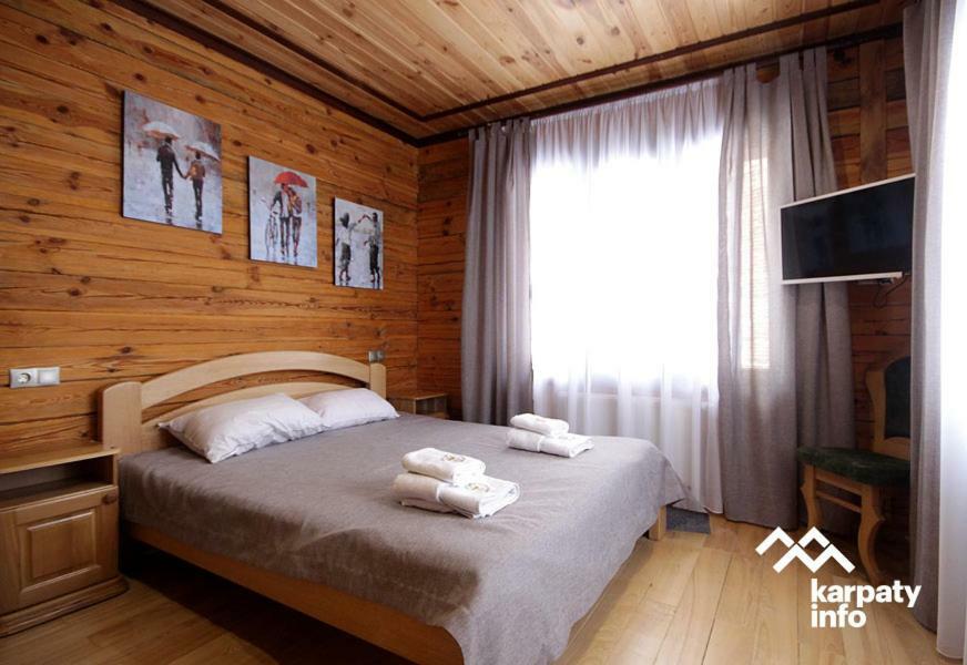 Apartamento Golden Nest Yablunytsya Exterior foto